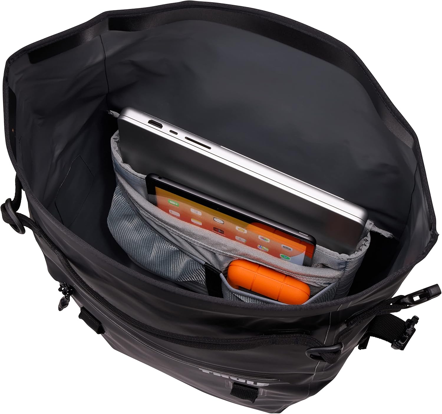 Thule Shield Pannier 22L vue intérieure compartiments matelassés