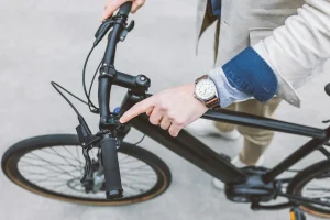 Kit Électrification Vélo 2026 : Guide Complet + TOP 4 Comparatif